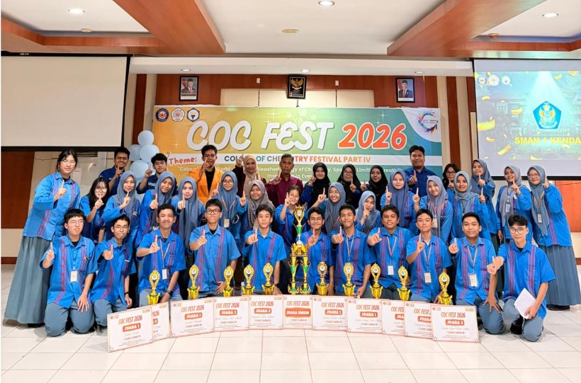 SMAN 1 Kendari Sabet Predikat Juara Umum, Dominasi Panggung Prestasi COCFEST 2026,